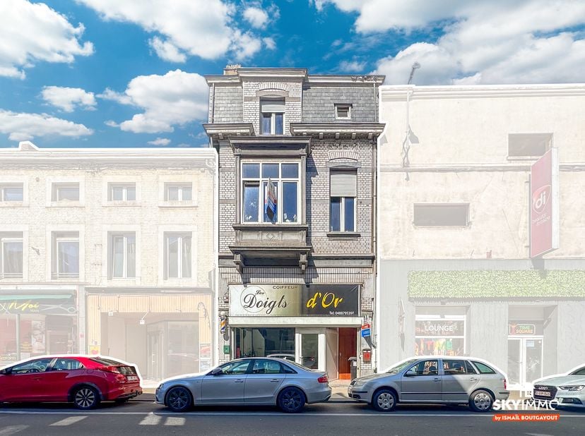 L'agence SKYIMMO, vous propose cette magnifique maison de commerce située au cœur de Jemeppe, idéale pour les investisseurs, indépendants ou familles