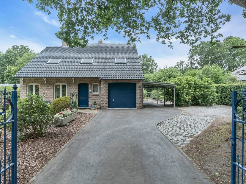 Huis te koop in Heidestraat 152,
                    3550 Zolder