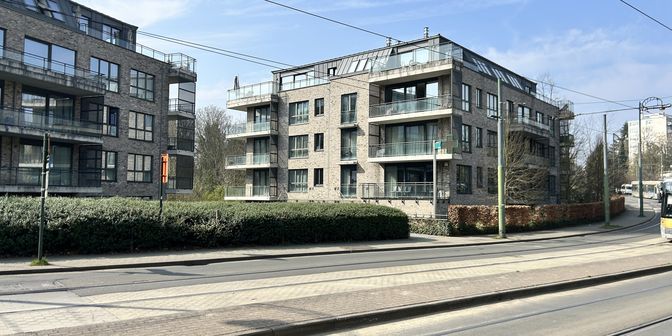 Garage te koop in Avenue de la Forêt 99, 1050 Elsene