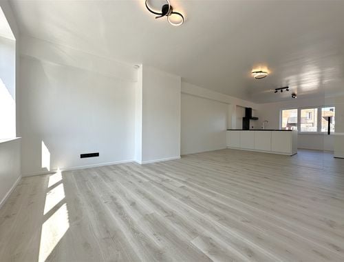                                         Appartement te huur in Tielt, € 850
