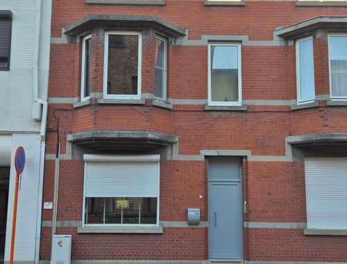                                         Herenwoning te koop in Sint-Truiden, € 325.000
