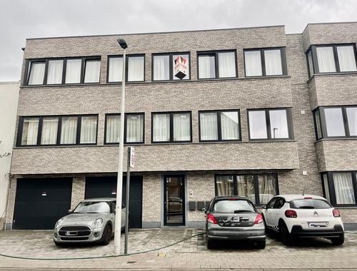                                         Appartement te huur in Aalst, € 795
