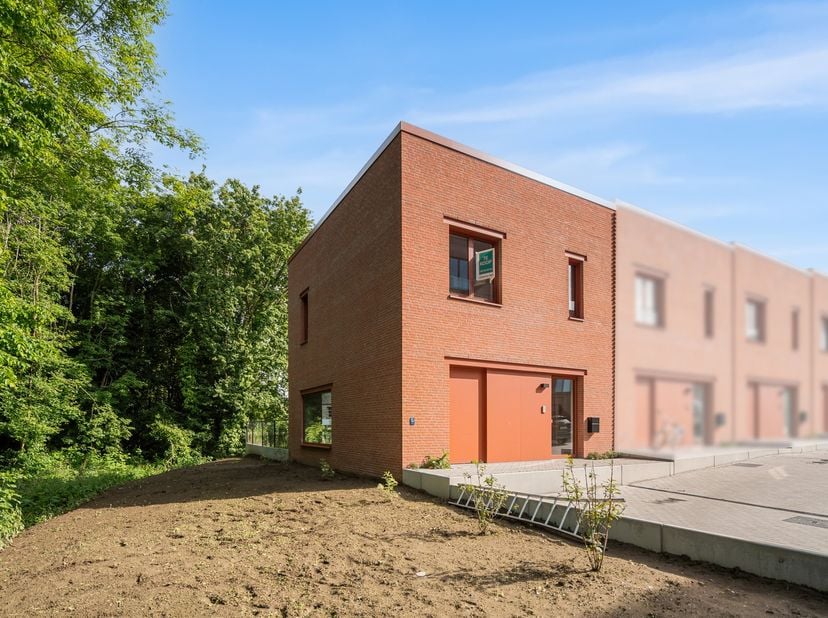 <br />
In het residentiële project Eilandpark ontdek je deze moderne en energiezuinige woning die volledig is afgestemd op het comfort van een hedenda