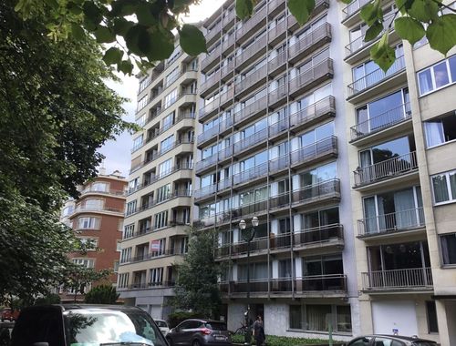                                         Appartement à louer à Bruxelles, € 1.700
