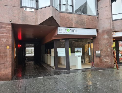                                         Bâtiment commercial à louer à Turnhout, € 1.450
