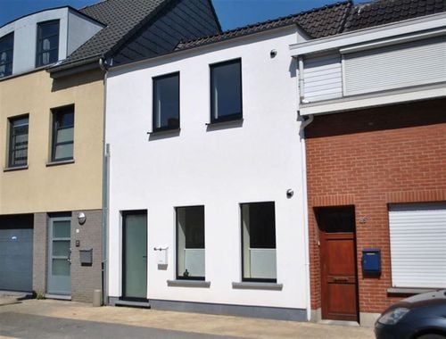                                         Maison à louer à Bornem, € 945
