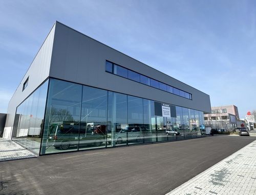                                         Bedrijfsgebouw te huur in Aartselaar, € 40.789,58
