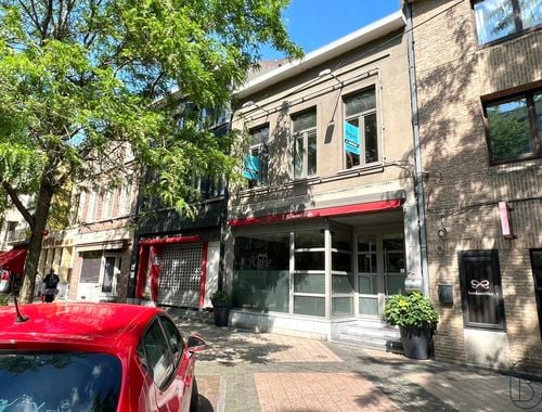                                         Gemengd gebruik te koop in Ronse, € 420.000
