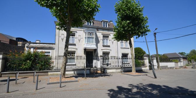 Huis te koop in Place du Général Piron 7, 5660 Couvin