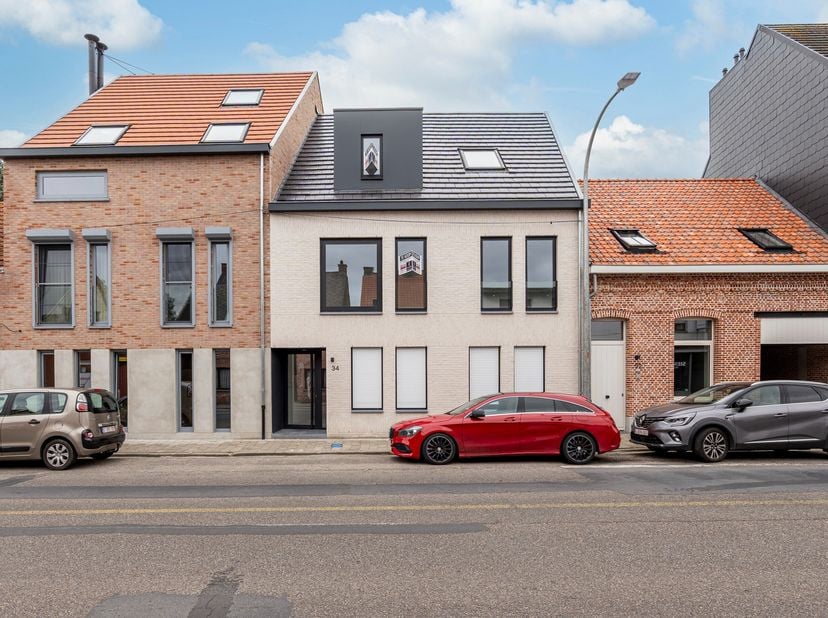 Project in Gelmelstraat 32-34-36,
                    2320 Hoogstraten