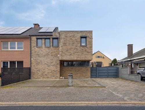                                         Eengezinswoning te koop in Lanklaar, € 459.000
