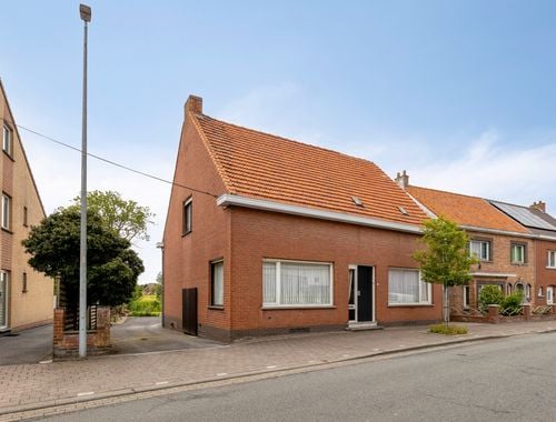                                         Woning te koop in Handzame, € 250.000
