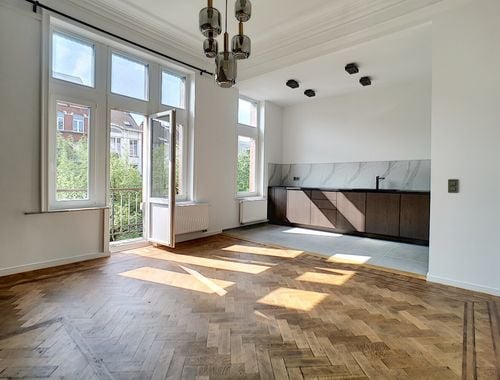                                         Appartement te huur in Anderlecht, € 1.050
