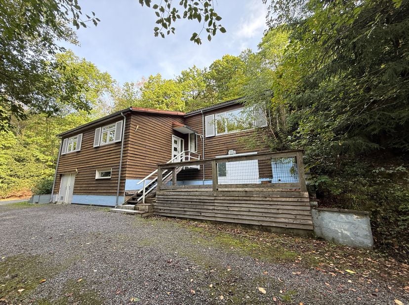 Huis te koop in Hé du Seigneur 38,
                    6960 Odeigne