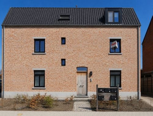                                         Appartement à louer à Olen, € 770

