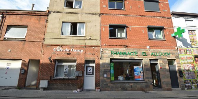 Bien professionnel à vendre à 6020 Dampremy
