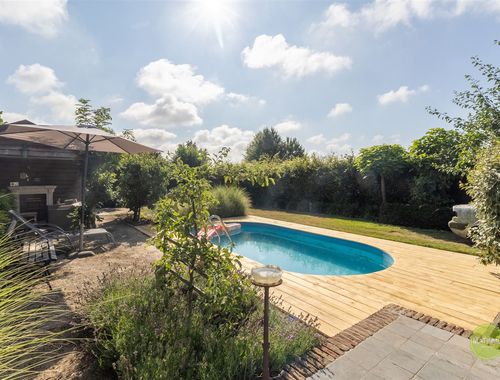                                         Eengezinswoning te koop in Meerhout, € 395.000

