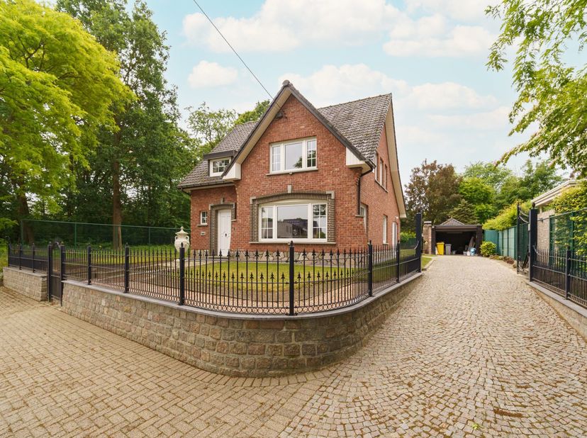 Maison à vendre
                    à 3110 Rotselaar
