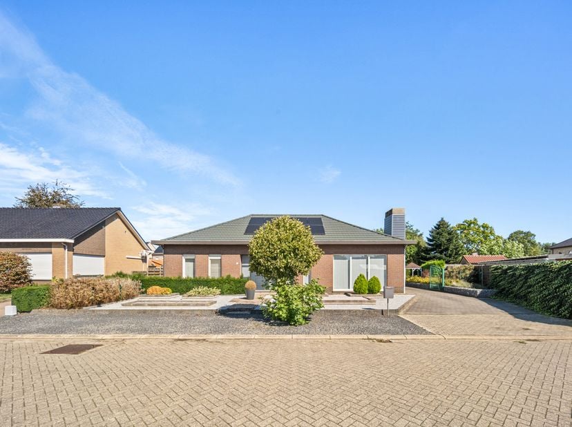 Huis te koop in Meidoornstraat 31,
                    2260 Westerlo
