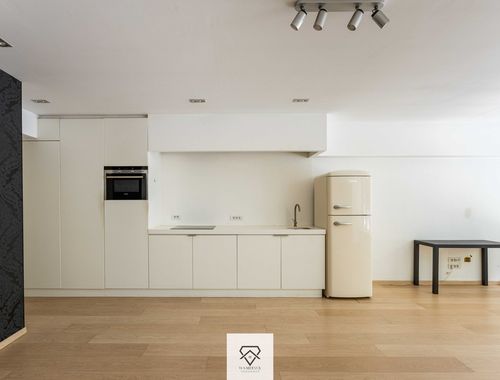                                         Appartement à vendre à Gent, € 299.000
