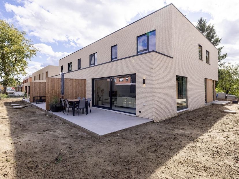 Huis Verkocht
                    in 2200 Noorderwijk