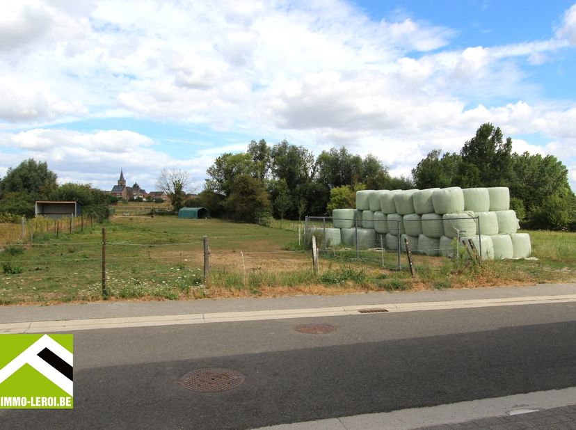 Consultez ce terrain à bâtir directement sur le site d'Immo Leroi : https://www.immo-leroi.be/pand/kopen-grond-borgloon/7622002<br />
<br />
Ce terrai