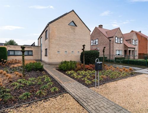                                         Eengezinswoning te koop in Retie, € 525.000
