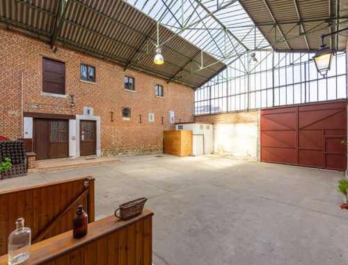                                         Opslagplaats te koop in Vinalmont, € 1.200.000
