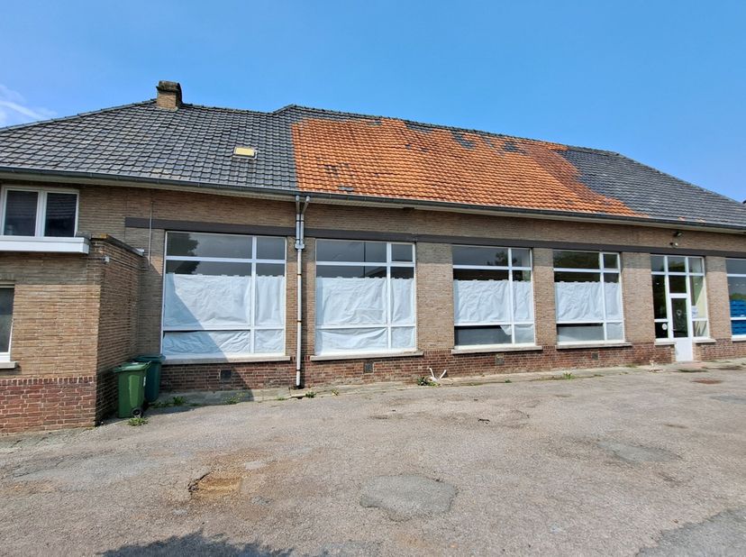 Bien professionnel à vendre
                    à 3450 Geetbets