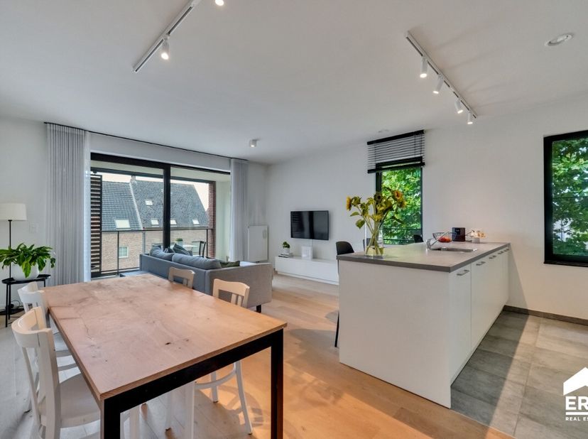Te koop: recent appartement met 2 slaapkamers en 2 terrassen, net buiten het centrum van DiestVoor meer informatie ga naar https://www.era.be/nl/te-ko