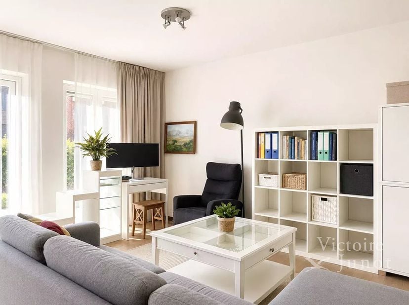 Voorgesteld door Yanis Morsa : 0487 71 46 10 / yanis.morsa@victoire.be<br />
Victoire Junot stelt u voor aan Etterbeek, aan de grens van Elsene, een m
