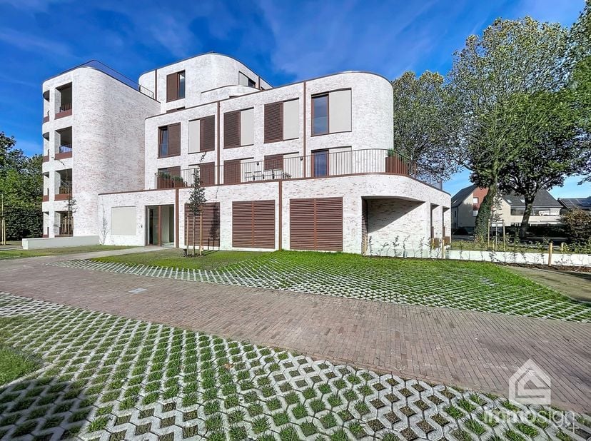 Appartement à vendre à Bruglaan 2 boîte 0.2,
                    3960 Bree
