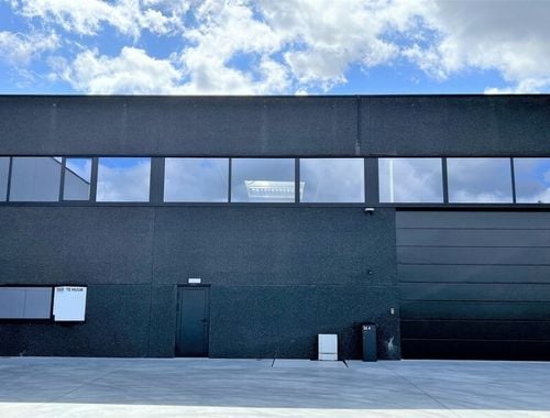                                         Opslagplaats te huur in Evergem, € 2.600
