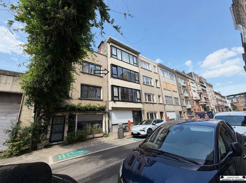 Appartement te koop in ,
                    2018 Antwerpen