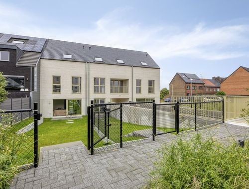                                         Triplex te koop in Denderleeuw, € 345.900
