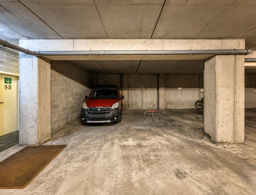                                         Kelder garage te koop in Elsene, € 25.000
