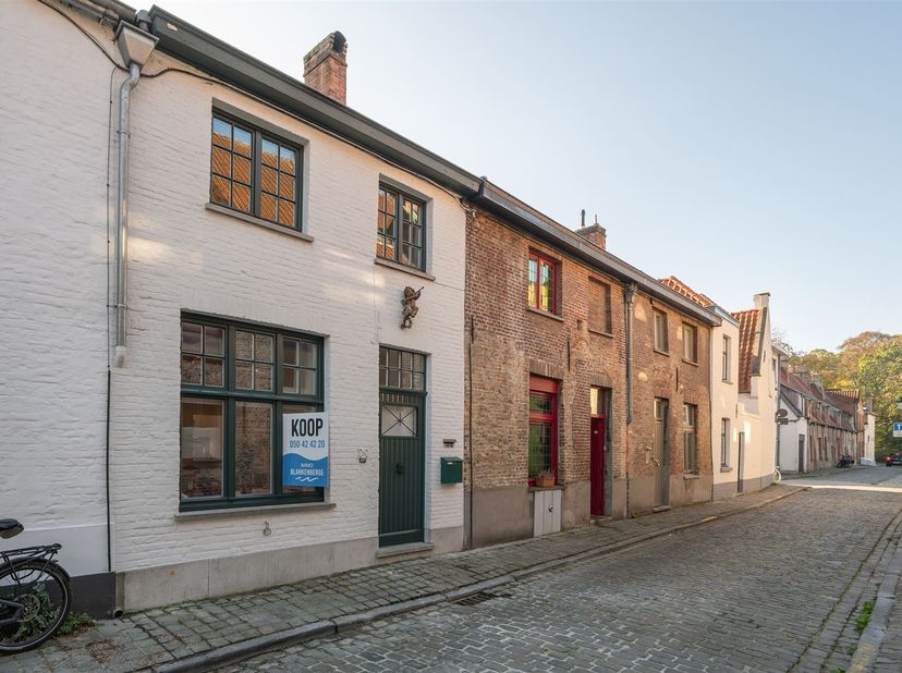 Huis te koop in Engelstraat 26,
                    8000 Brugge