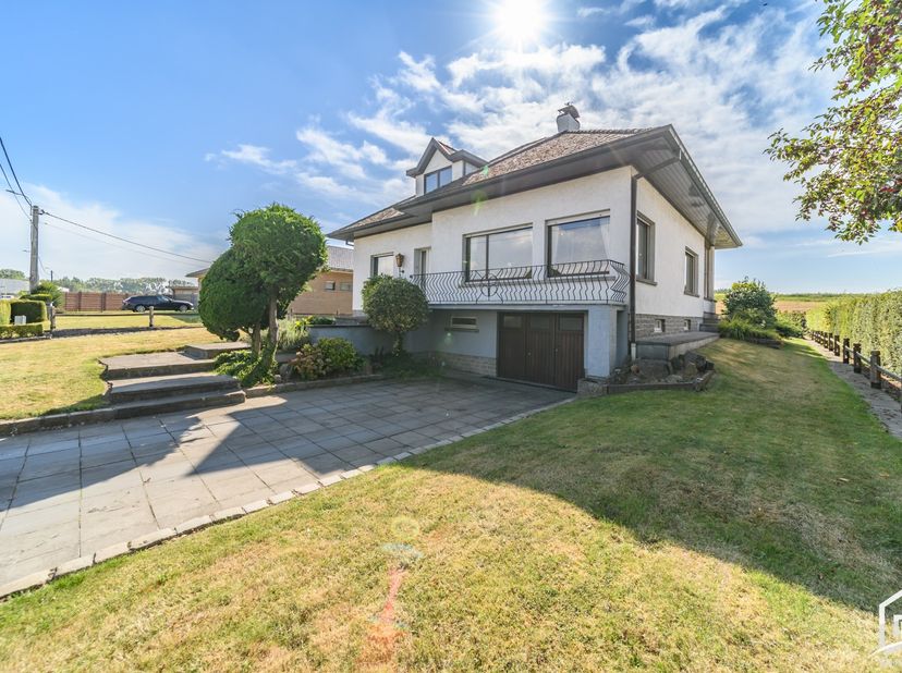 Huis te koop in Leenstraat 31,
                    9620 Zottegem
