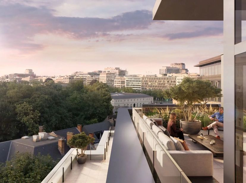 Victoire-Junot vous propose cet appartement exceptionnel 3 chambres (penthouse), traversant et aux proportions généreuses de 156,3 m². Il est situé au