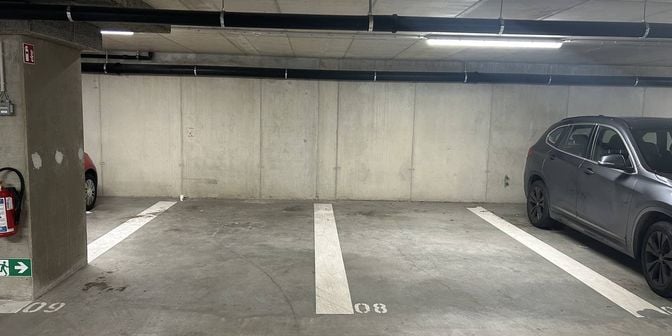 Garage te koop in Quai De Willebroeck - Willebroekkaai 22 bus P8, 1000 Brussel