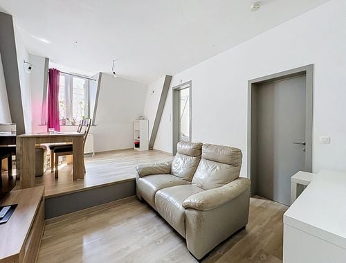                                         Appartement à louer à Tournai, € 600
