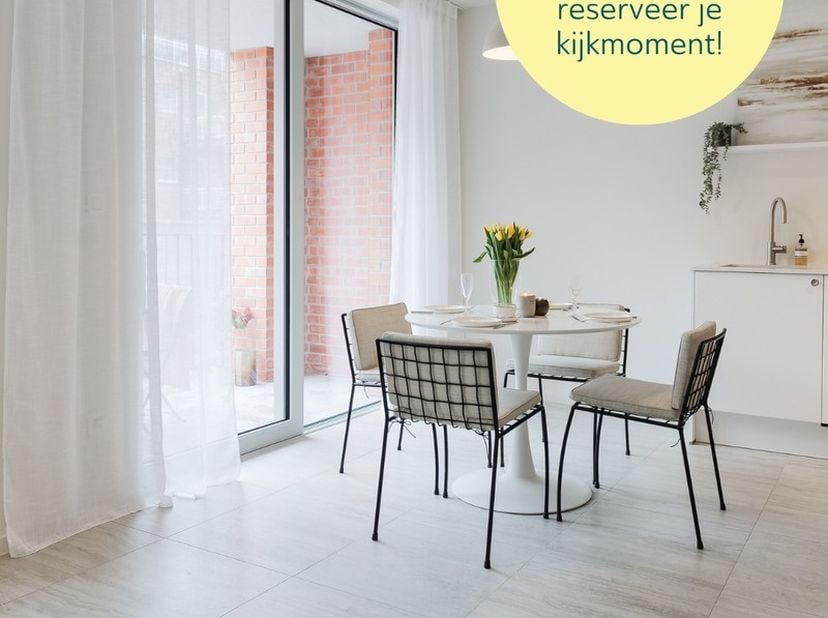 STIJLVOL,&amp;nbsp;INSTAPKLAAR EN RUIM 2-SLAAPKAMERAPPARTEMENT MET BUREAU – 6% BTW MOGELIJK&amp;nbsp;<br />
<br />
In het autovrije&amp;nbsp;binnengebied&amp;nbsp;van