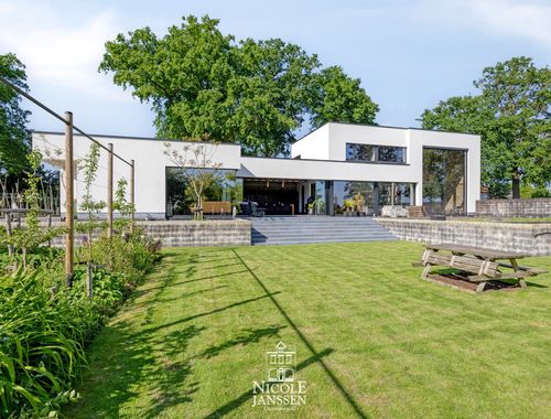                                         Woning te koop in Dilsen-Stokkem, € 725.000
