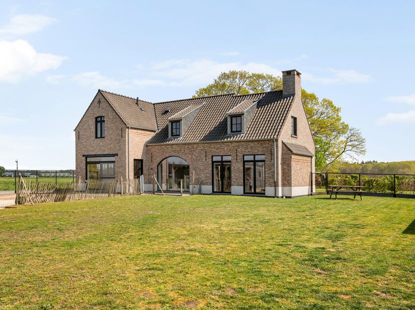 Maison à vendre
                    à 2328 Meerle
