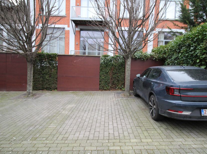 Garage te huur
                    in 1050 Elsene