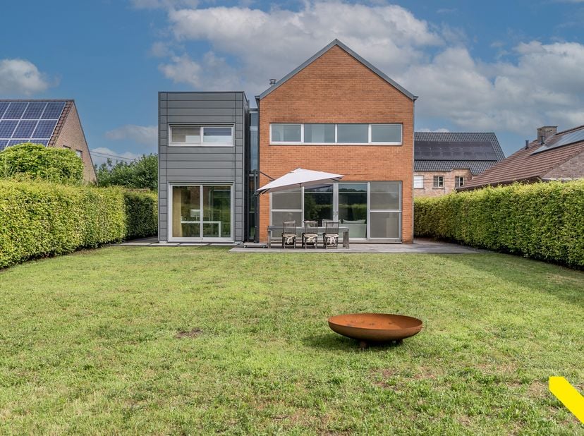 Huis te koop in Heieinde 74,
                    2260 Oevel