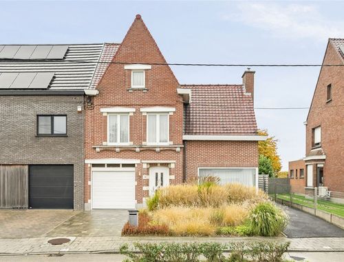                                         Uitzonderlijke woning te koop in Oostnieuwkerke, € 399.000

