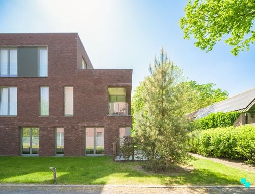                                         Appartement te koop in Kalken, € 299.000
