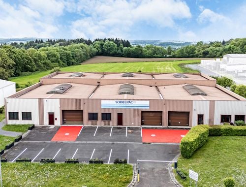                                         Immeuble de bureaux à vendre à Beaumont, € 795.000
