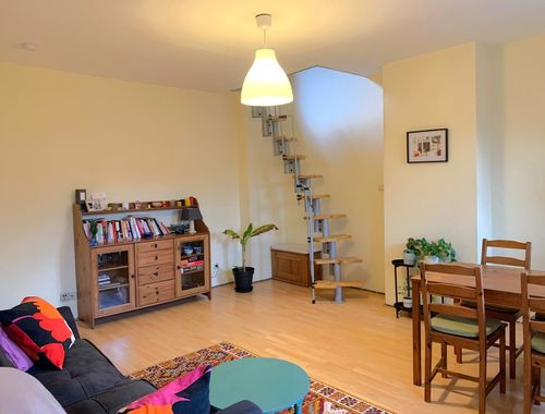                                        Duplex te huur in Brussel, € 995
